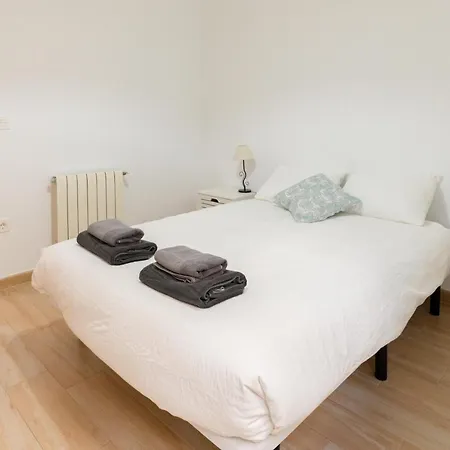 TrendyHomes Granada - moderno apartamento a 15 minutos del centro-2